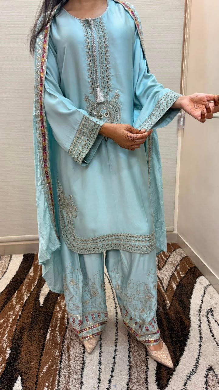 Hoorain Farshi set_02