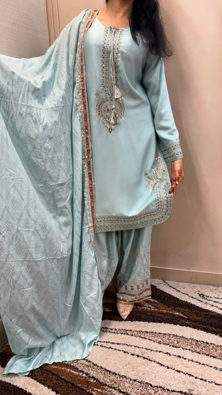Hoorain Farshi set_02