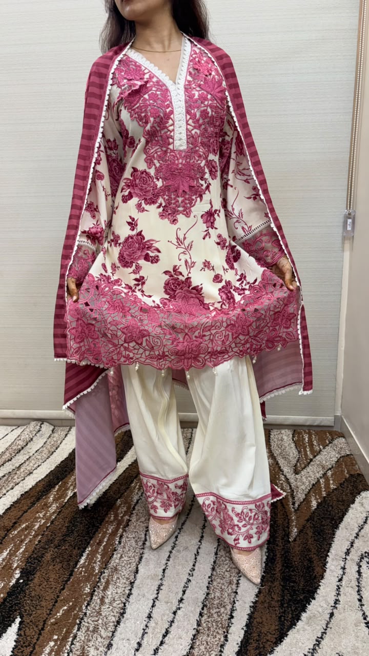 Zia Farshi set_03